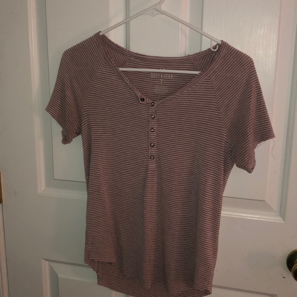 American Eagle Tee shirt